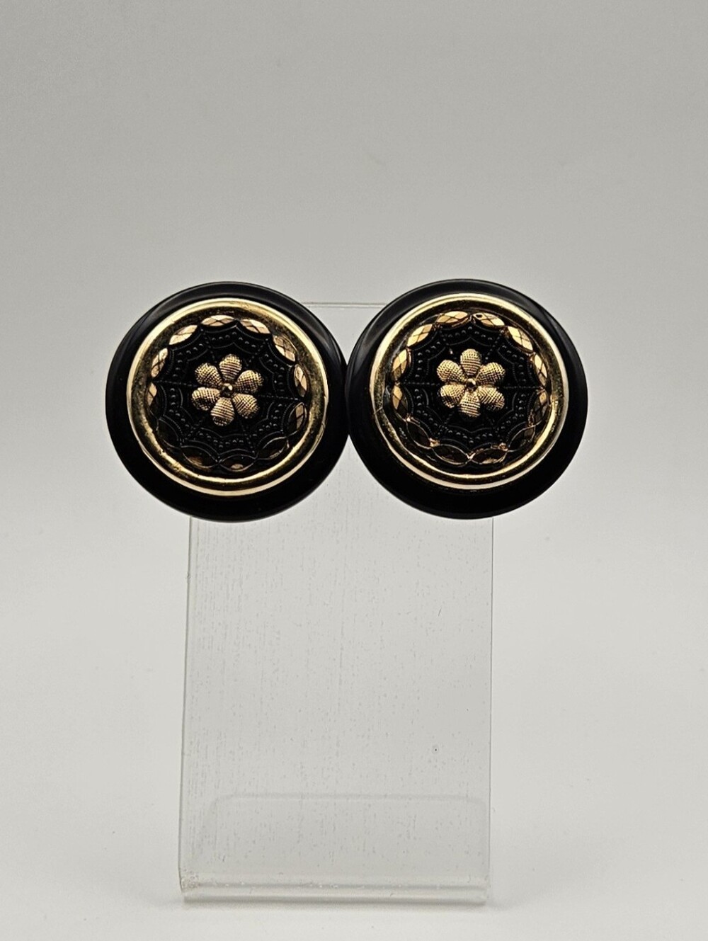Vintage Black Gold Tone Round Flower Button Statement Clip On Earrings